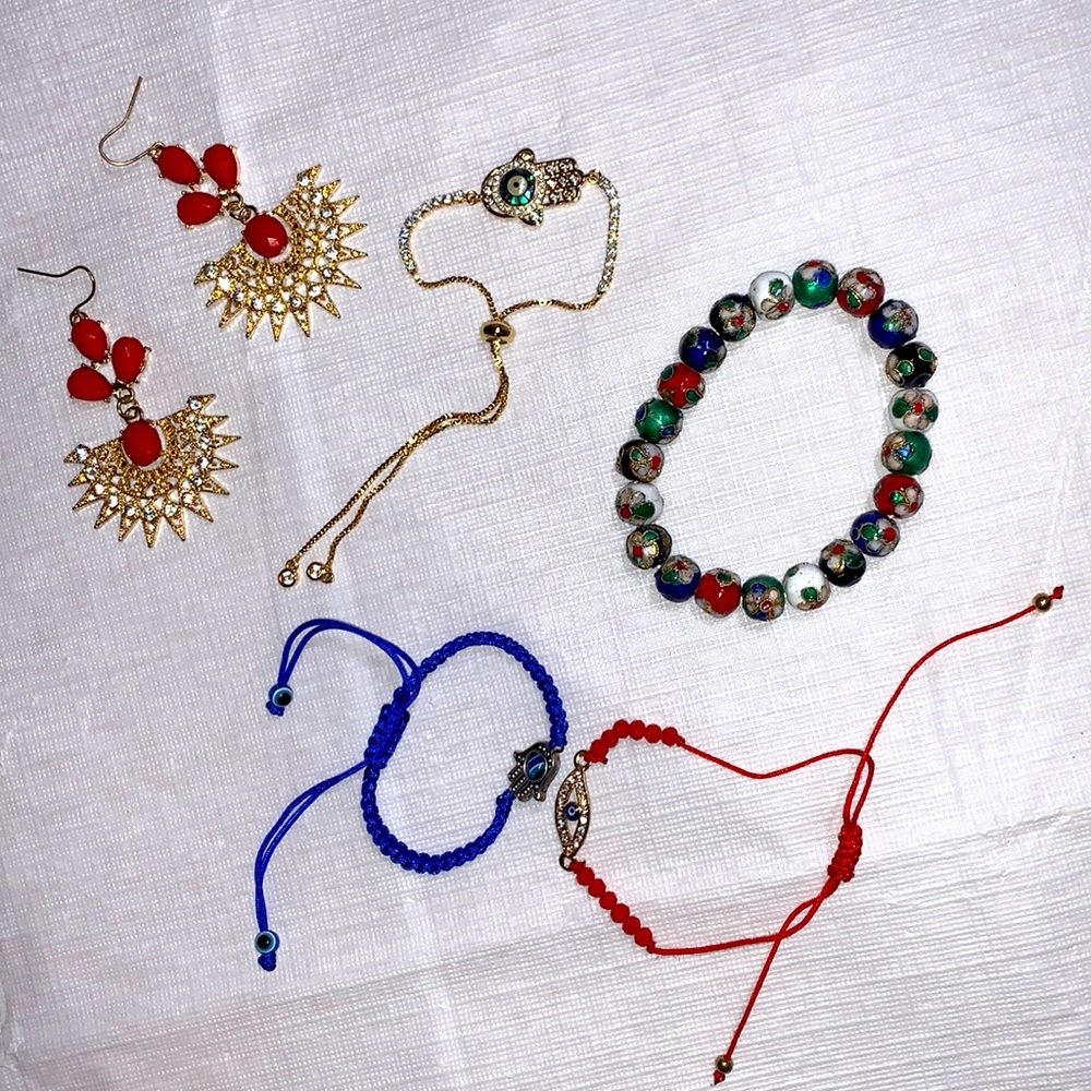 bracelets earnings beads crystals set jewelry Tibet Japan Israel Jewish palm